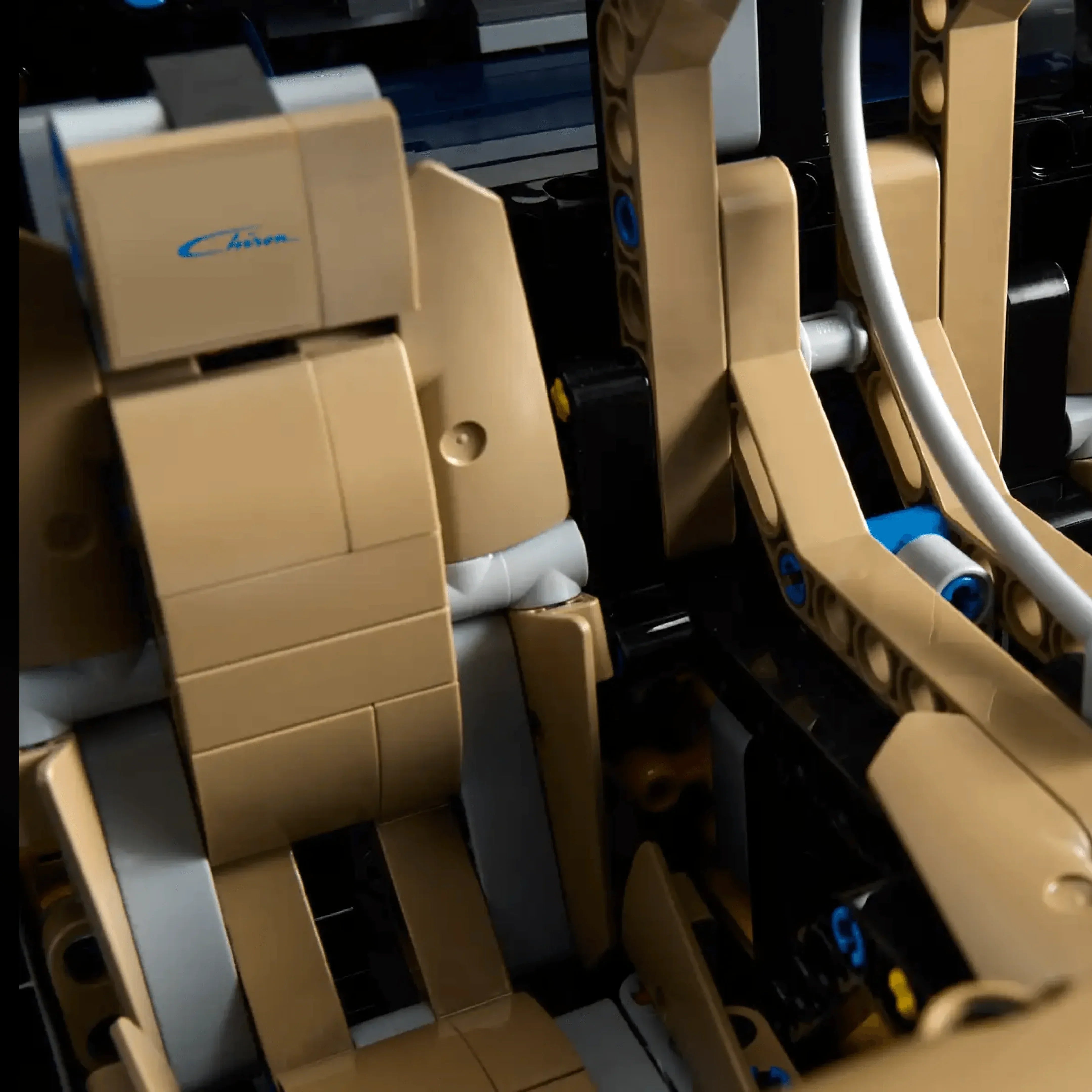 Chiron (3599 pieces)