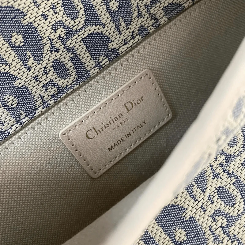 Dior 30 Montaigne Medium Satchel Tasche