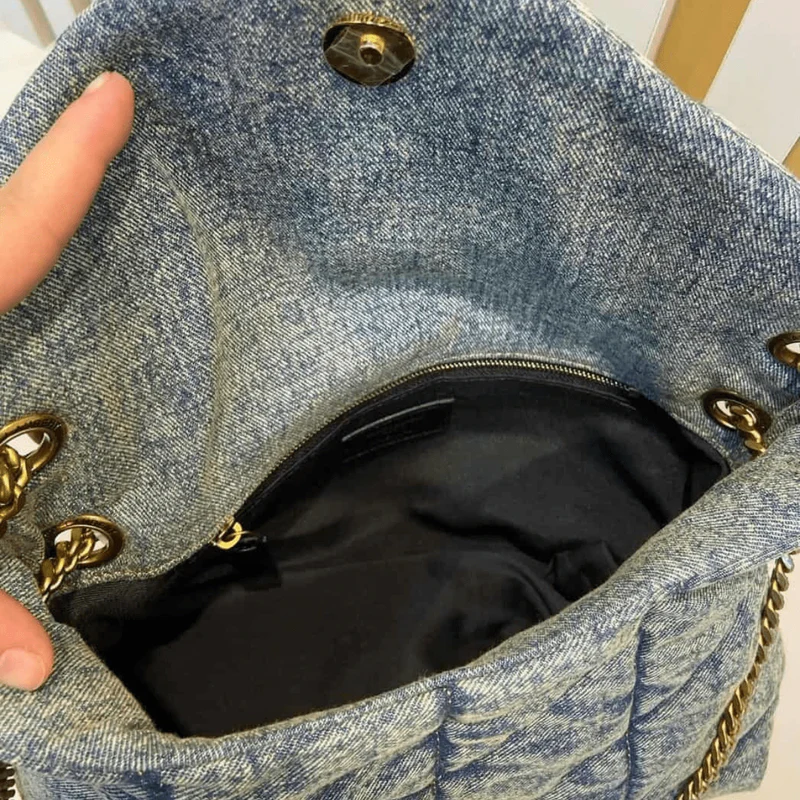 Saint Laurent Loulou Puffer Tasche in Quilted Vintage Denim