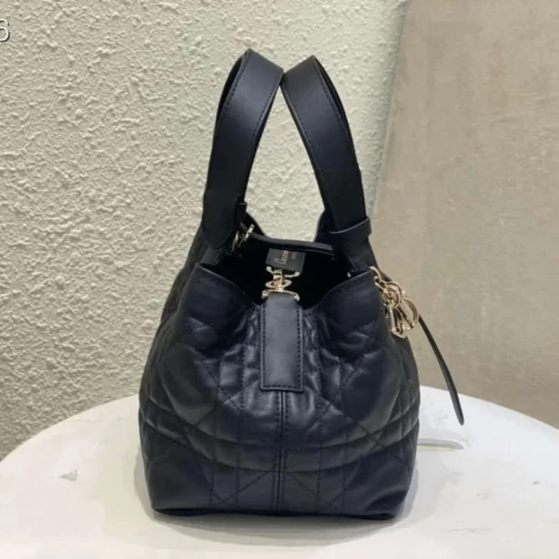 Dior Toujours Large Tasche