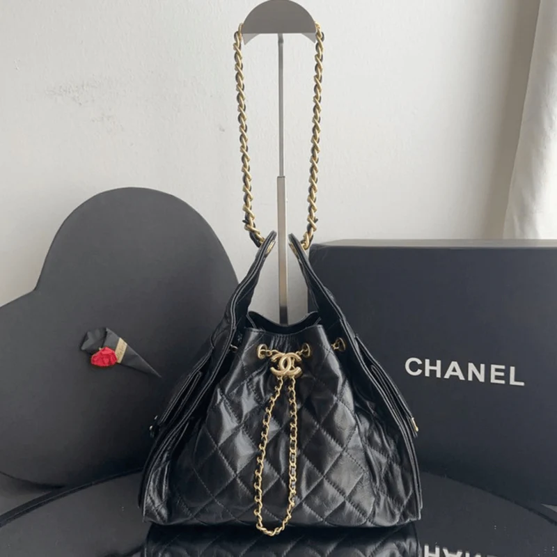 Chanel 25 Medium Tasche